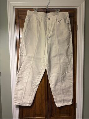 a new day Men's Cream Relaxed Jeans